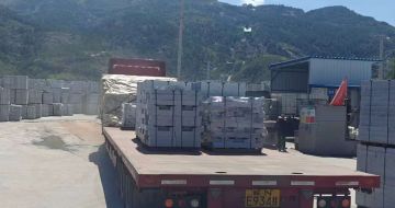 景德镇 芝麻白仿形路沿石，直形路沿石