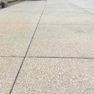 景德镇 黄金麻花岗岩石板材荔枝面地面铺装效果