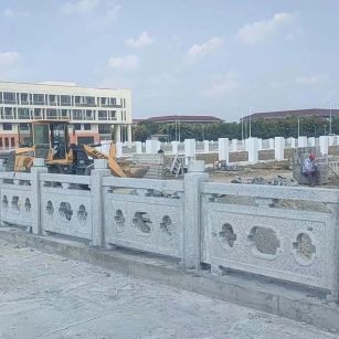 景德镇 白麻花岗岩荔枝面河道栏杆