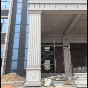 景德镇 芝麻白光面花岗岩门楼大柱（罗马柱）配雕花底座