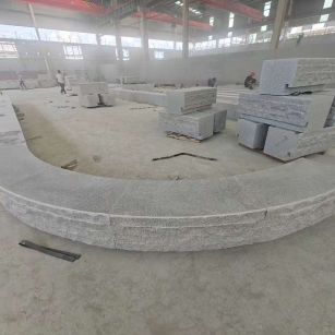 景德镇 芝麻白异形坐凳，自然面光面弧形加工