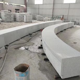 景德镇芝麻白花岗岩石板材 园林光面弧形坐凳