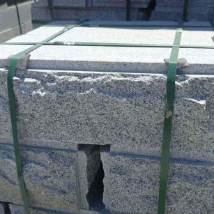 景德镇 芝麻白花岗岩自然面成品