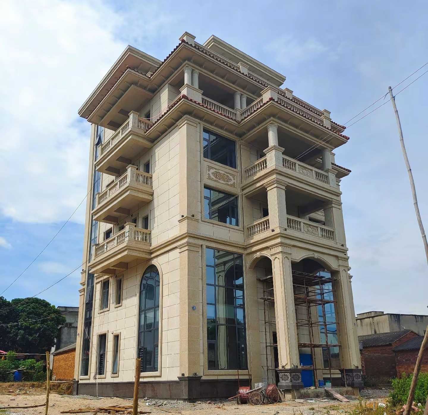 景德镇 黄金麻花岗岩石材别墅外墙干挂搭配（雕花栏杆花瓶柱门楼罗马柱）