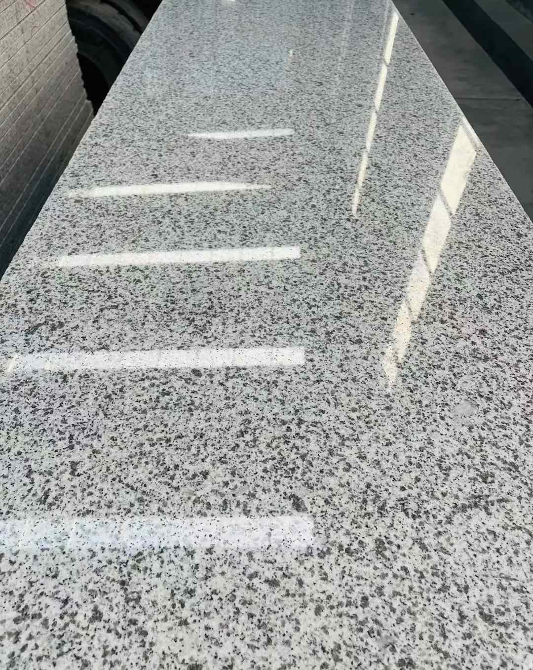 景德镇 白麻花岗岩光面毛板