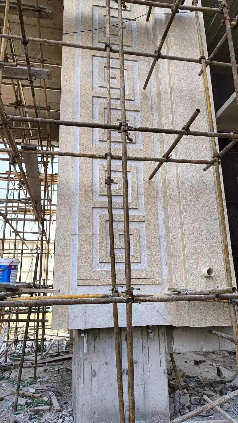 景德镇 黄金麻花岗岩别墅外墙干挂回纹造型效果