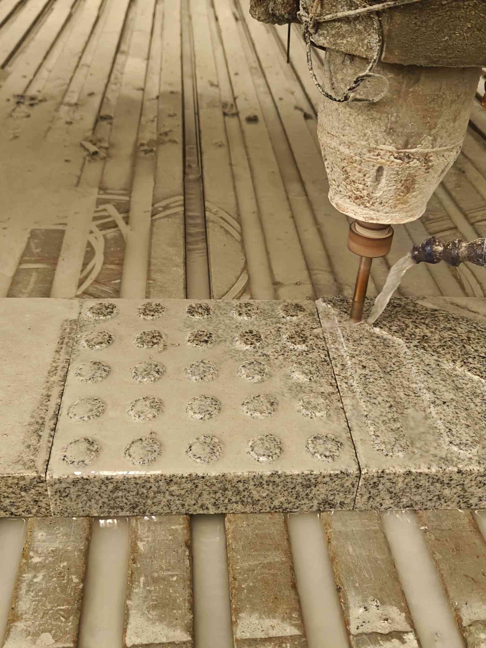 景德镇 芝麻白花岗岩石材盲人石、盲道石、盲点石