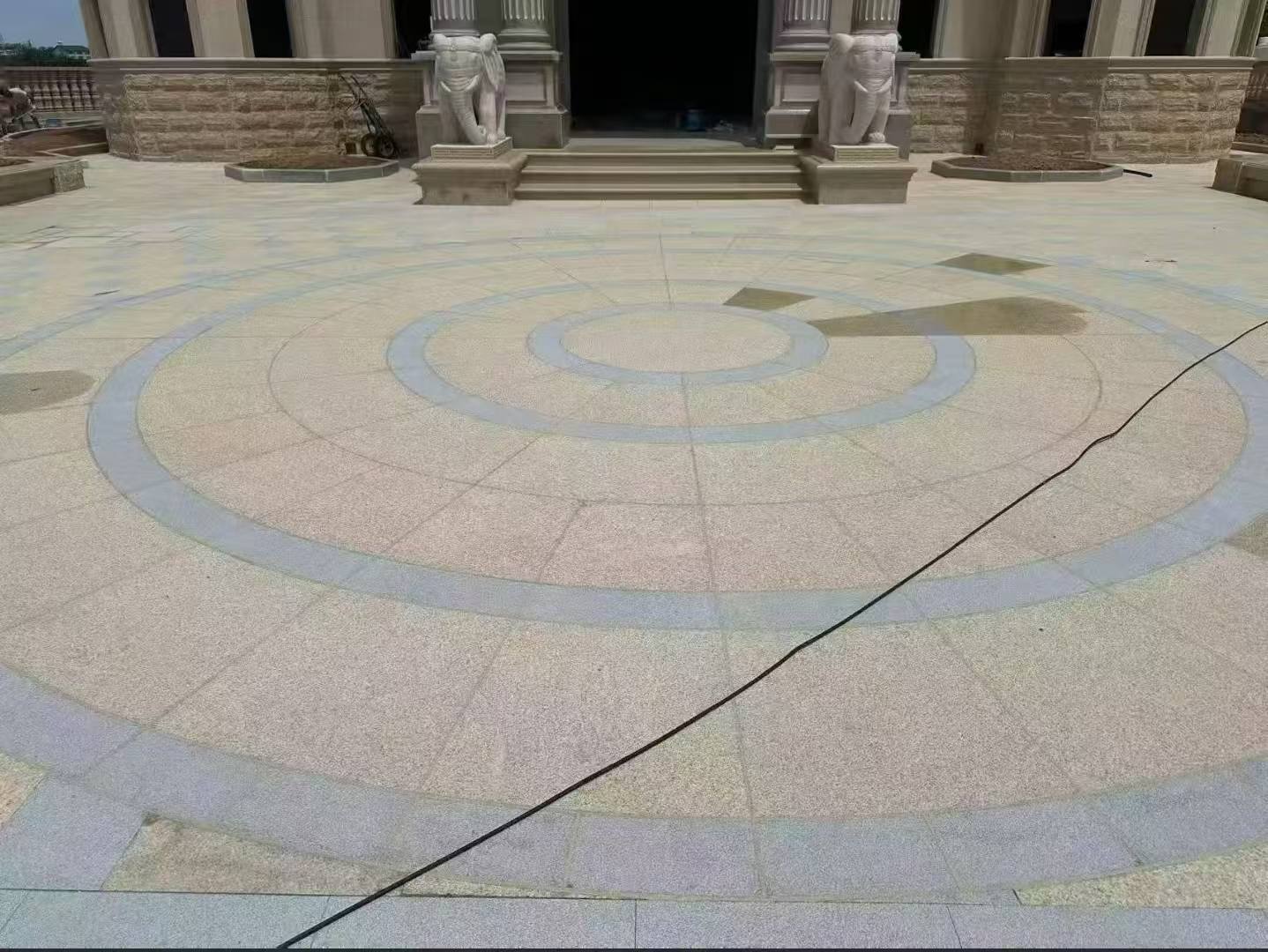 景德镇 黄金麻芝麻灰花岗岩石材地铺拼接效果